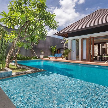 Entrada Seminyak Villa By Nagisa Bali Esterno foto