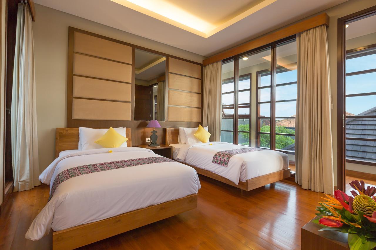 Entrada Seminyak Villa By Nagisa Bali Esterno foto
