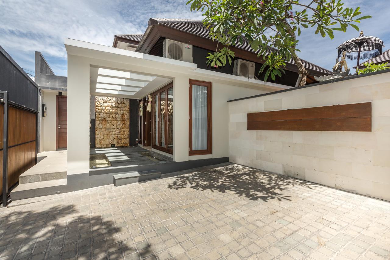 Entrada Seminyak Villa By Nagisa Bali Esterno foto